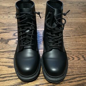 Black Dr. Martens 1460 Mono Smooth